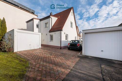 Garage - 