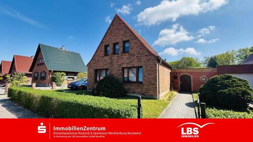 Außenansicht - Einfamilienhaus mit großem Garten!