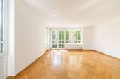 Wohnzimmer - 2 Zimmer Etagenwohnung zum Kaufen in München