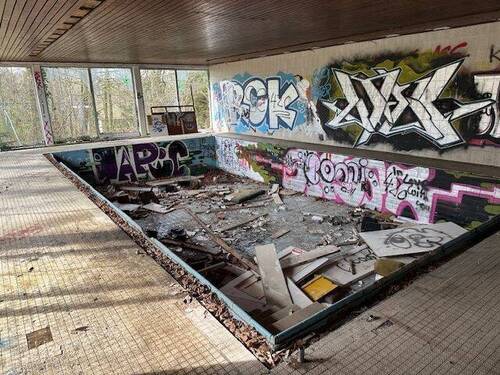 Schwimmbad Kurhaus - 