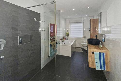 Badezimmer EG. - 