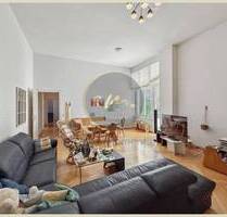 Ruhig gelegen, sonniger Balkon, zentrale Lage - Altbauwohnung mit 3,9 m hohen Decken... - Berlin Charlottenburg