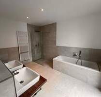 GARTENWOHNUNG mit 222m² Wohnfläche + 111m² PRIVATGARTEN BLICK in den AUENWALD KAMIN 2 x TG-SP ca. 7.000m² eingezäunter Gemeinschaftsgarten - Leipzig Leutzsch