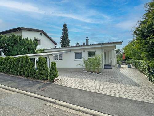 Hausansicht Straßenseite - 