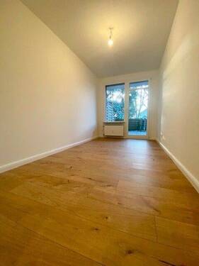 kleines Zimmer - Etagenwohnung mit 88,00 m&sup2; in Hamburg zur Miete