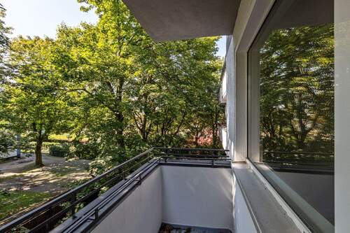 Blick vom Balkon - Etagenwohnung mit 72,00 m&sup2; in Berlin zum Kaufen
