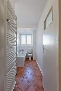 Wannenbad (baugl. Wohnung) - 