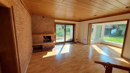 171084fb-86c8-4f99-b0da-d28779791e6f.jpg - 