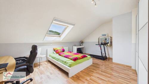 Schlafzimmer DG - 