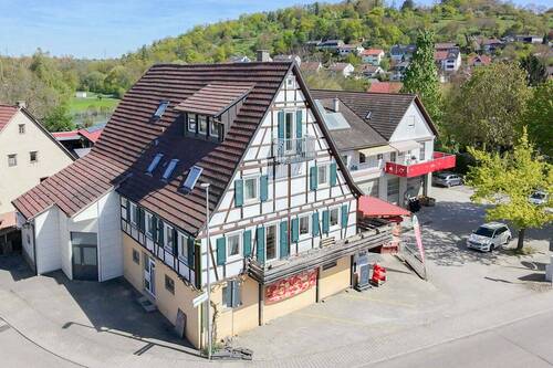 Außenansicht - Wohnen & Arbeiten unter einem Dach - Haus mit Laden, Lager & Entwicklungspotenzial in zentraler Lage
