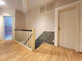 Flur im Dachgeschoss Abstellraum / Dachbodenraum - 