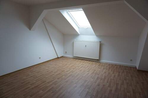 Zimmer - Etagenwohnung mit 85,70 m² in Greifswald zur Miete