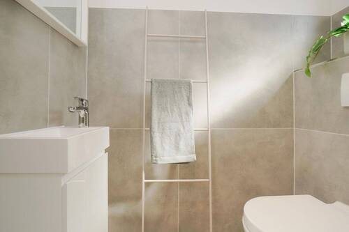 Gäste-WC im Erdgeschoss - 