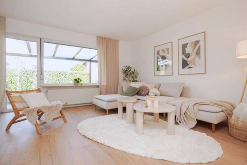 Wohnzimmer - 4 Zimmer Doppelhaushälfte zum Kaufen in Delmenhorst