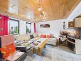 Wohnzimmer EG - 4 Zimmer Einfamilienhaus in Neuhausen