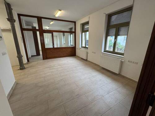 Büro oder Empfang - 3 Zimmer Büro zum Kaufen in Schwäbisch Gmünd