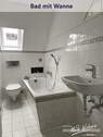 Bad mit Wanne - 