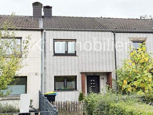 Hausansicht - ** Reihenmittelhaus in ruhiger Lage.. **