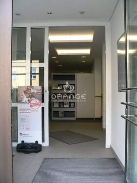 Eingang - -RESERVIERT- ***TOP:Erstbezug nach Renovierung: Ladenfläche,Ergotherapie Physiotherapie auf 154 QM+KFZ-Stellplätze