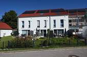 Attraktive Reihenhäuser - 5 Zimmer Reihenmittelhaus zum Kaufen in Postbauer-Heng
