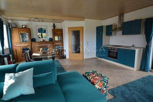 DG - Helles und offenes Wohn-/Esszimmer mit Küche - 