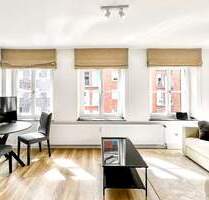 Möbliertes und modernes 2-Zimmer-Apartment in der Altstadt - Warmmiete inklusive Strom & Internet - Düsseldorf