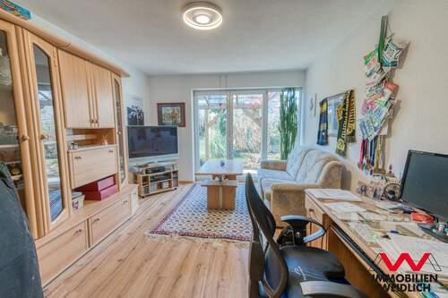 Kind 1 - Arbeitszimmer im Untergeschoss - 