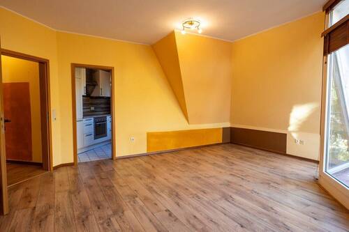 Wohnzimmer - Etagenwohnung mit 64,00 m² in Delmenhorst zum Kaufen