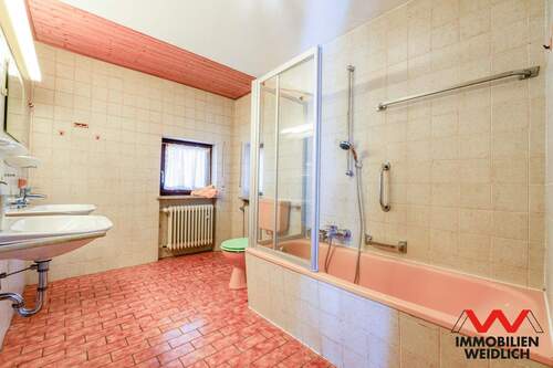 Bad im Obergeschoss - 