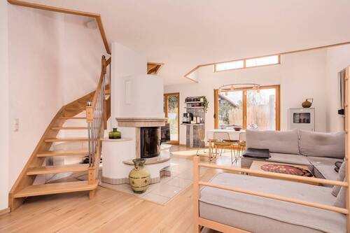 Wohnbereich - 4 Zimmer Einfamilienhaus zum Kaufen in Berlin