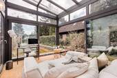 Wintergarten mit Dusche und Sauna - Einfamilienhaus mit 140,00 m&sup2; in Berlin zum Kaufen