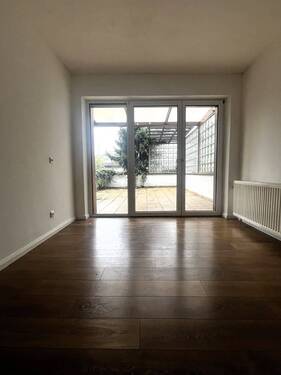 Wohnzimmer mit Terrassenzugang - 