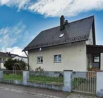 Charmantes Häuschen in ruhiger Wohnlage mit großem Grundstück - Altenstadt