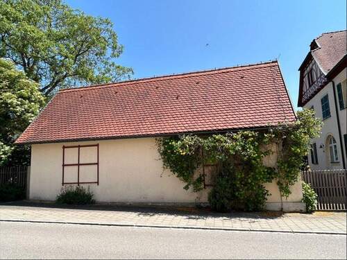 Ansicht Garage und Nebengebäude von Westen - 