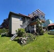 Schönes Zweifamilienhaus mit großem Grundstück - Villingen-Schwenningen