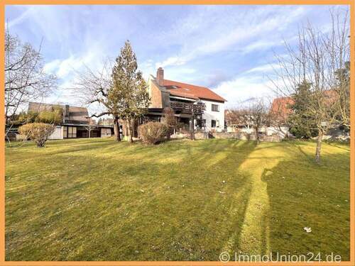 Bild 1 - Einmalige Gelegenheit - 2.257 qm Baugrund direkt am Wasser 'Alten Kanal' in Nürnberg - Worzeldorf