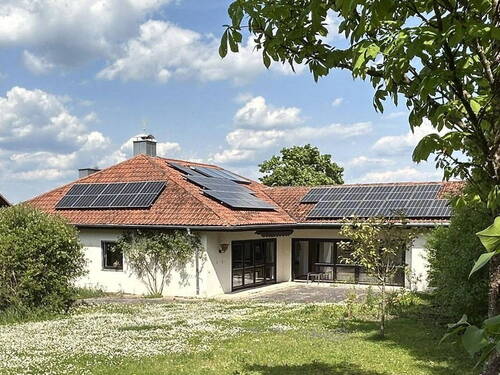 Terrasse Westseite - Einfamilienhaus inkl. Einliegerwohnung und großem Garten