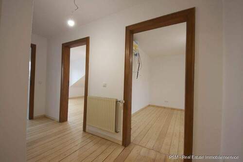 Diele2 - Etagenwohnung mit 73,00 m² in Neuwied zur Miete