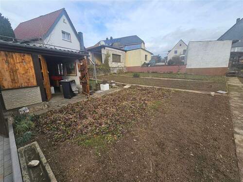 Ausbaufähiges Grundstück - 