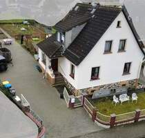 Familienhaus mit großem Garten, Baupotenzial in ruhiger Lage von Waldsolms-Brandoberndorf