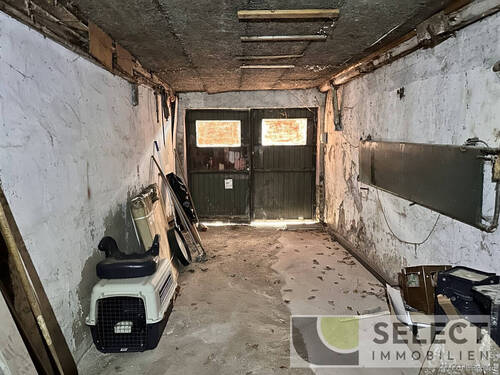 Garage - 