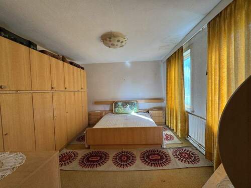Schlafzimmer 2 OG - 