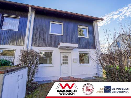 Hauseingang - Gelegenheit für Familien - 798.000,00&nbsp;EUR Kaufpreis, ca.&nbsp; 145,00&nbsp;m&sup2;&nbsp;Wohnfl&auml;che