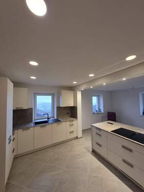 neue offene Küche und Esszimmer EG rechte Haushälfte - 