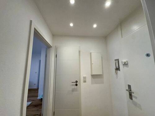 Flur mit Spots - 