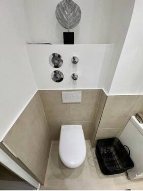WC - 