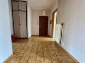 Flur mit Einbauschrank - 