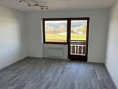 Wohnzimmer - 2 Zimmer Etagenwohnung zum Kaufen in Weiler-Simmerberg