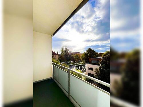 Referenzbild Balkon.jpg - 