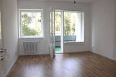 1 - Charmante 2- Zimmer Wohnung mit in Reinickendorf - bezugsfrei.